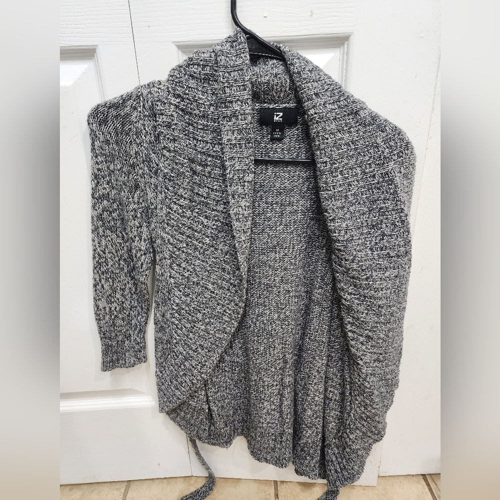 IZ Byer Sweater with tie